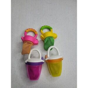 Lot Of 4 Munchkin Baby Fresh Food Feeders  Mesh & Silicone 2 With Covers